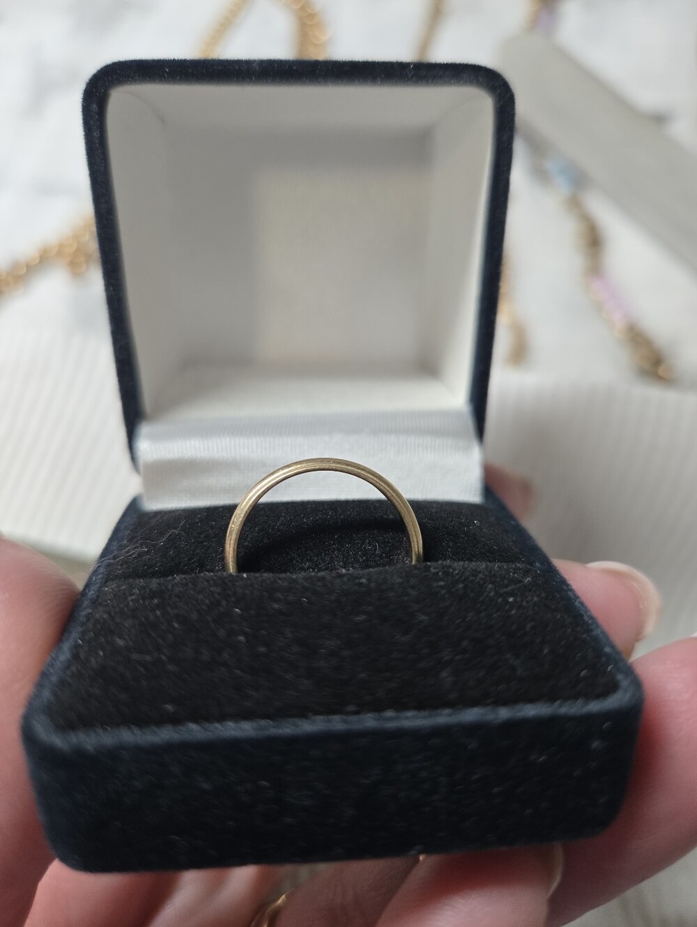 14k Solid Gold Band Stackable Women's Ring - Picture 2 of 8